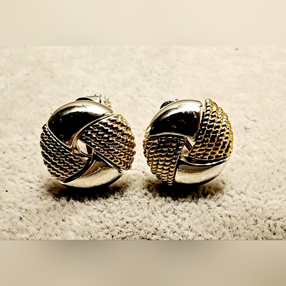 Napier textured gold and silver tone celtic knot clip on screwback earrings - Picture 3 of 5